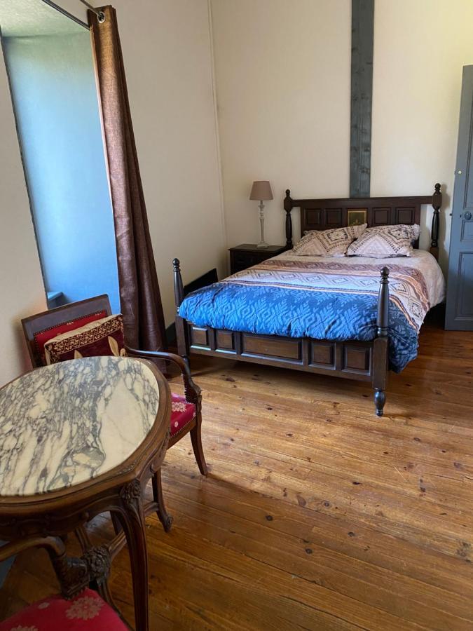 Tour Du Chateau De Gondole Le Cendre Экстерьер фото