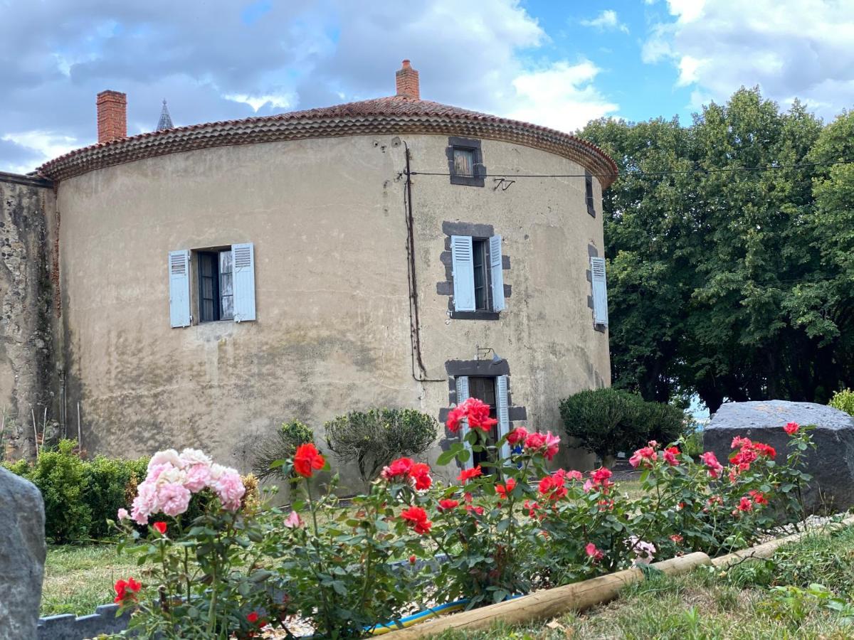 Tour Du Chateau De Gondole Le Cendre Экстерьер фото